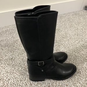 Girls size 2 tall black boots worn once